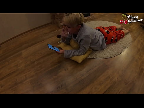 ❤️ Luda plavuša sisa ogroman kurac sisa i poskakuje na njemu - analni seks ️❌ Jebeni video na hr.nomescriativos.top